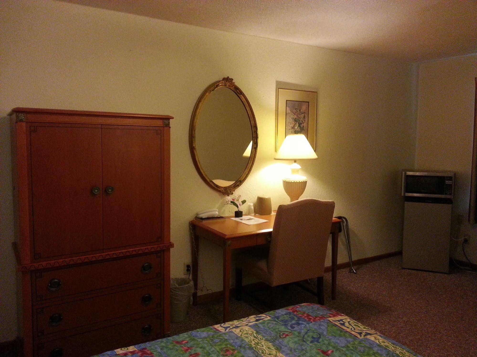 Best Budget Inn 迦太基 外观 照片